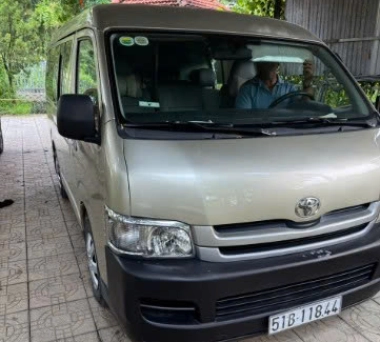 Xe Toyota Hiace 2.5 2009