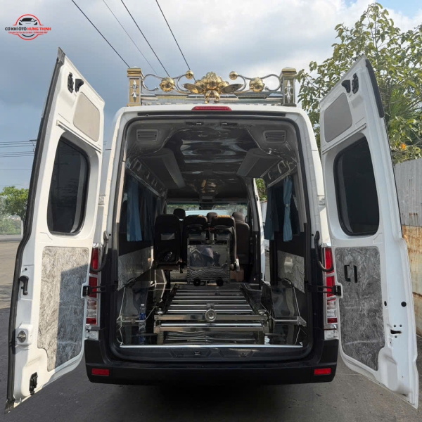 Gia công lót lại sàn thùng bằng inox